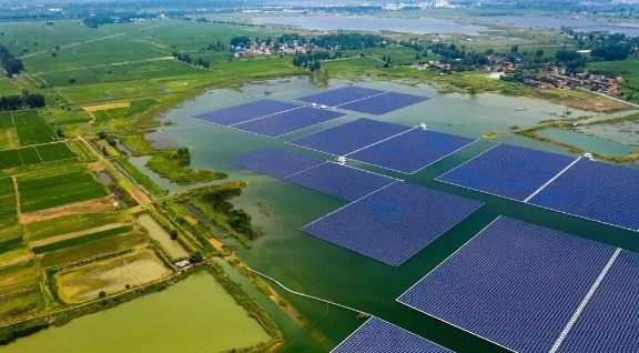 中國十三省最大光伏電站在這里！欽州康熙嶺的光伏電站能排上號了嗎？