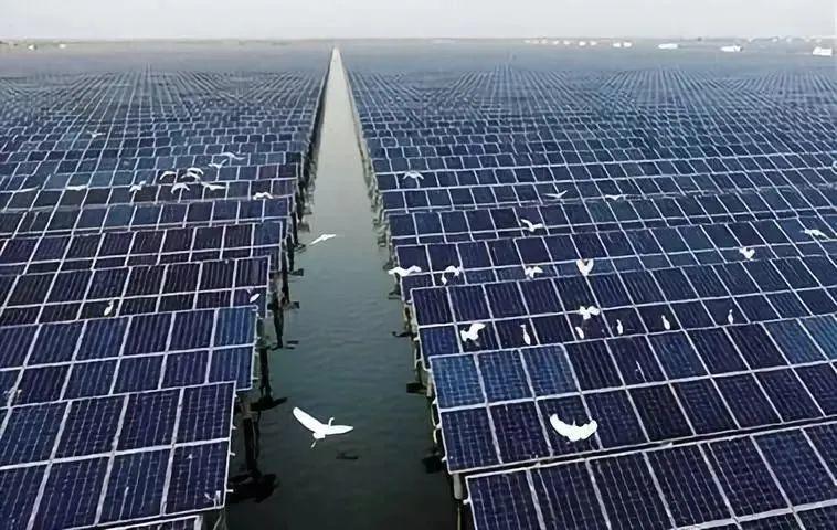 中國十三省最大光伏電站在這里！欽州康熙嶺的光伏電站能排上號了嗎？